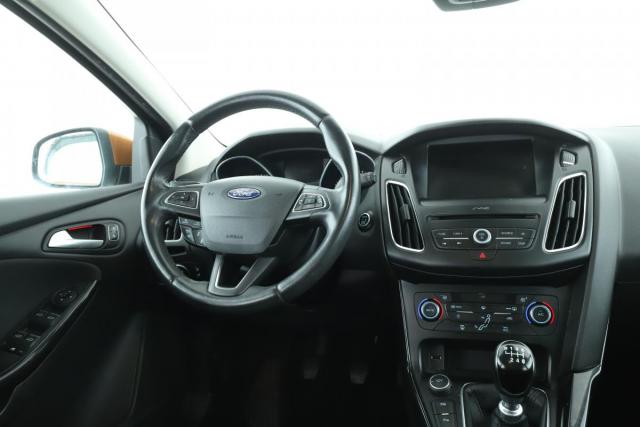 Ford Focus image 5