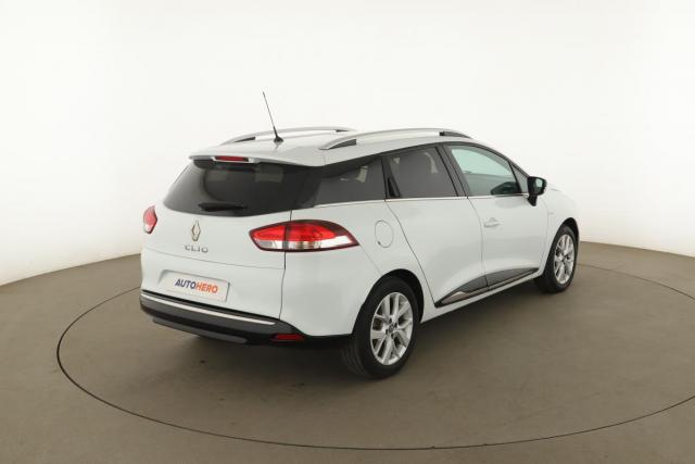 Renault Clio Estate image 5
