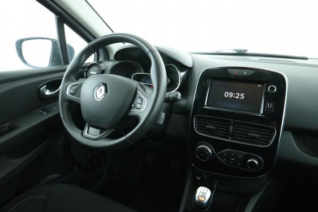 Renault Clio Estate image 2