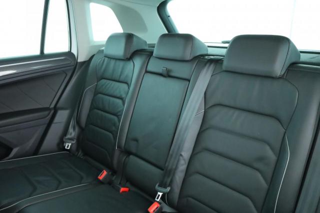 Volkswagen Tiguan image 8