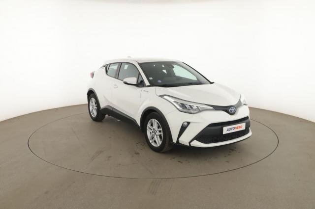 Toyota C-Hr image 2