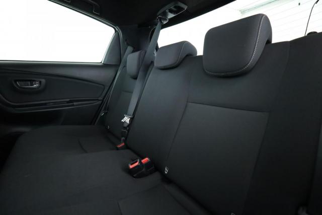 Toyota Yaris image 2