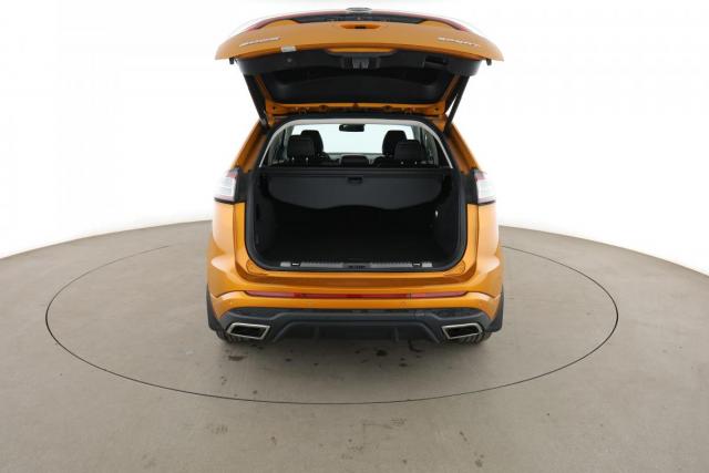 Ford Edge image 2