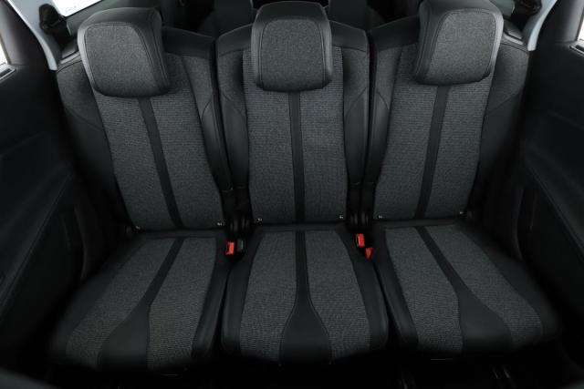 Peugeot 5008 image 7