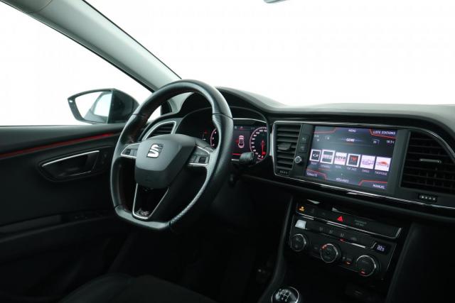 Seat Leon image 1