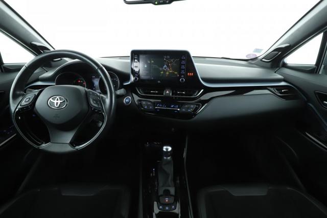 Toyota C-Hr image 5