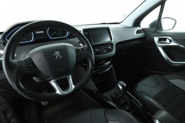 Peugeot 2008 image 5