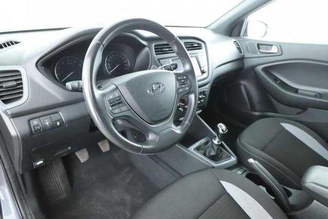 Hyundai I20 image 3