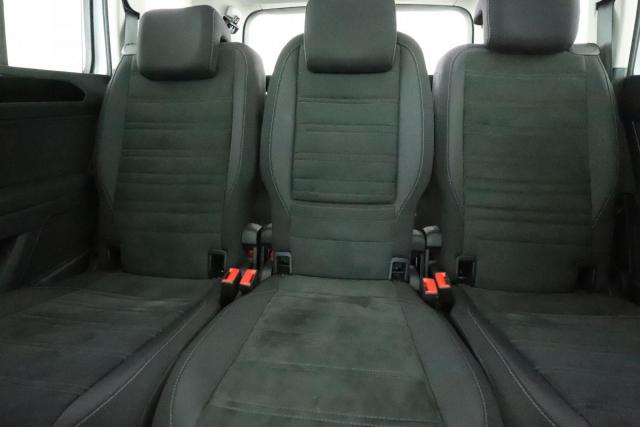 Volkswagen Touran image 3