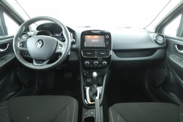 Renault Clio Estate image 3