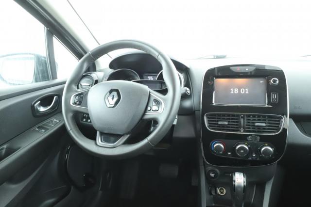 Renault Clio Estate image 8
