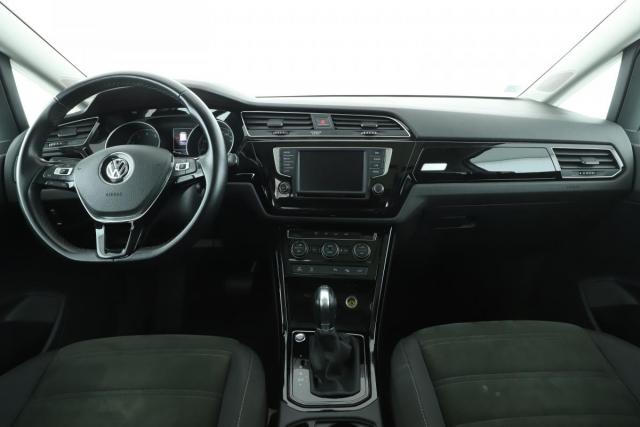 Volkswagen Touran image 8