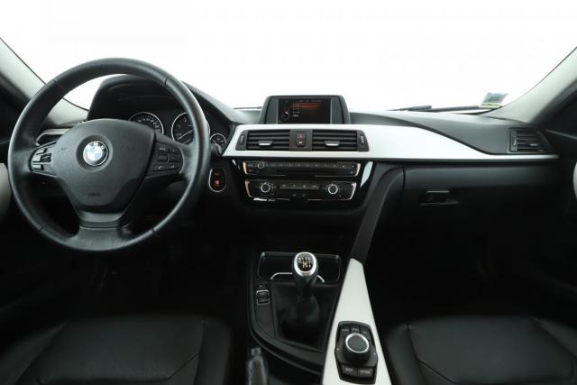 Bmw Série 3 image 4
