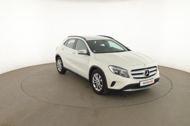 Mercedes Benz Gla image 1