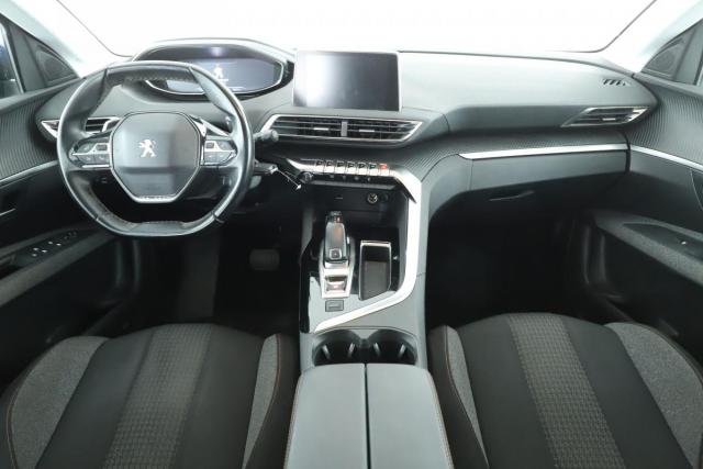 Peugeot 3008 image 2