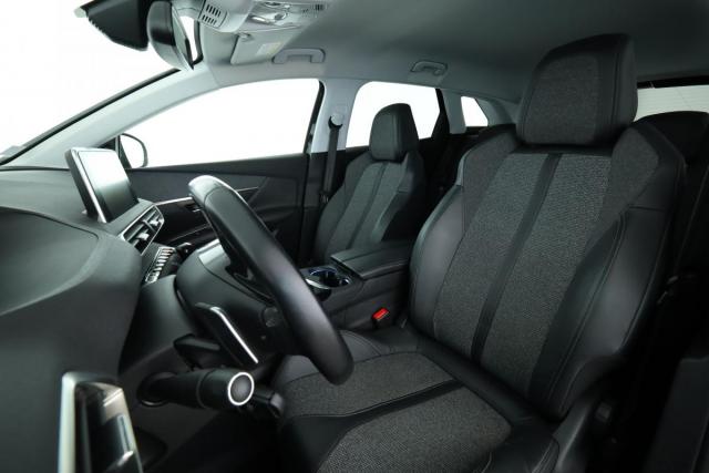 Peugeot 3008 image 6