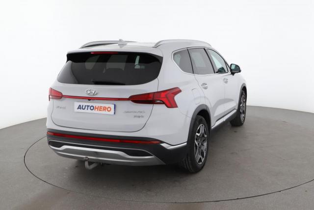Hyundai Santa Fe image 9