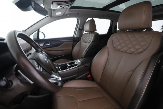 Hyundai Santa Fe image 6