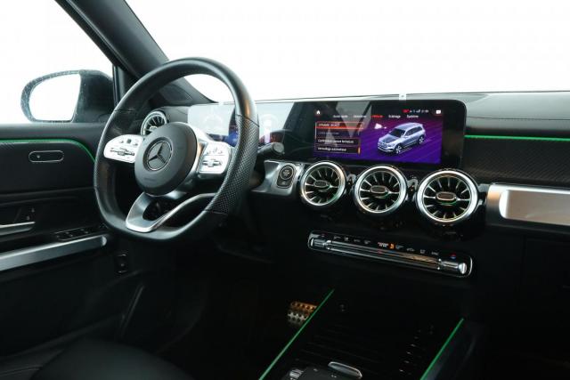 Mercedes Benz Glb image 3