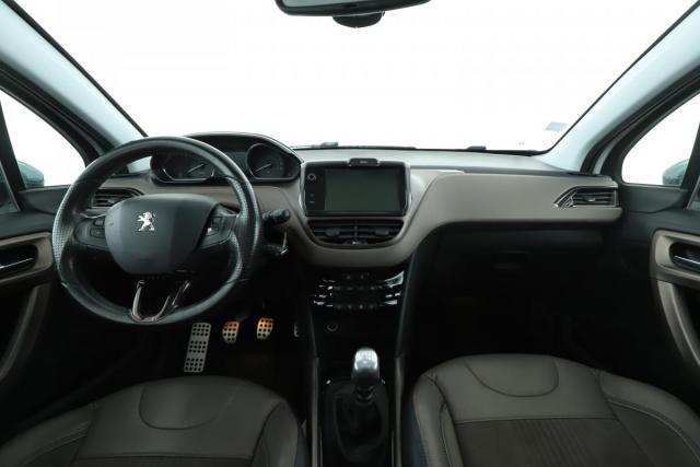 Peugeot 2008 image 4