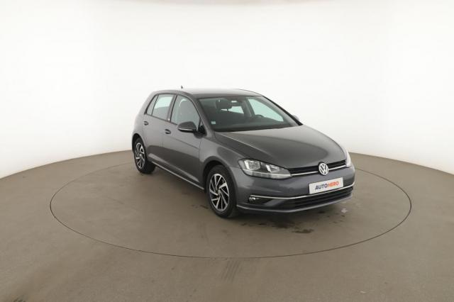 Volkswagen Golf image 9