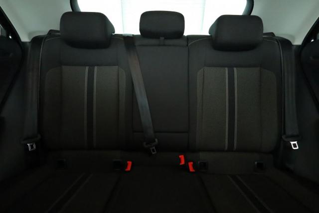Volkswagen T-Roc image 5