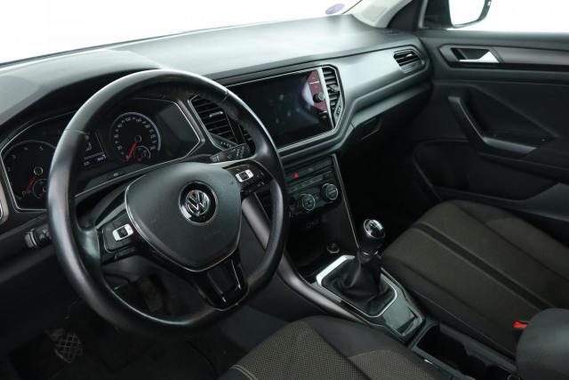 Volkswagen T-Roc image 1