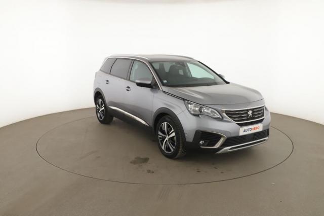 Peugeot 5008 image 2