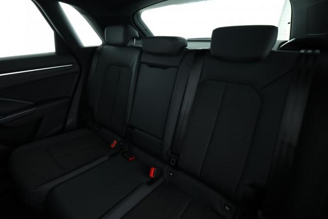 Audi Q3 image 3