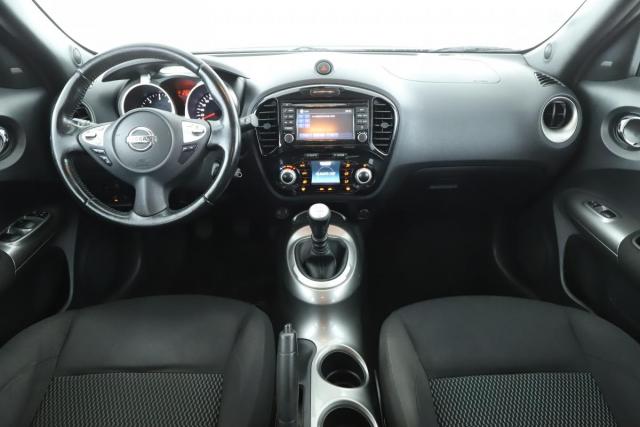 Nissan Juke image 9