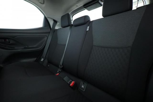 Toyota Yaris image 2