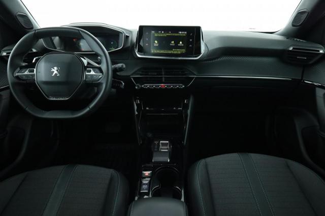 Peugeot 2008 image 8
