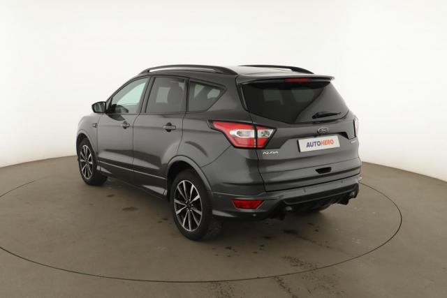 Ford Kuga image 5