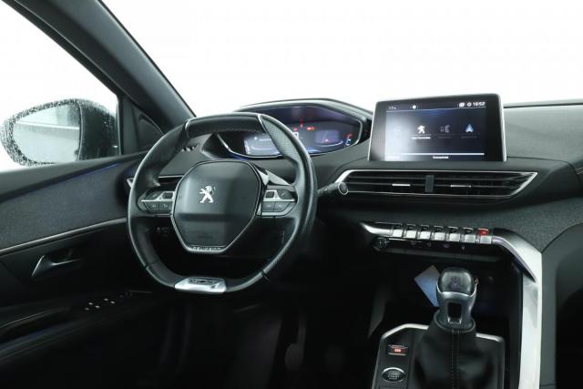 Peugeot 3008 image 8