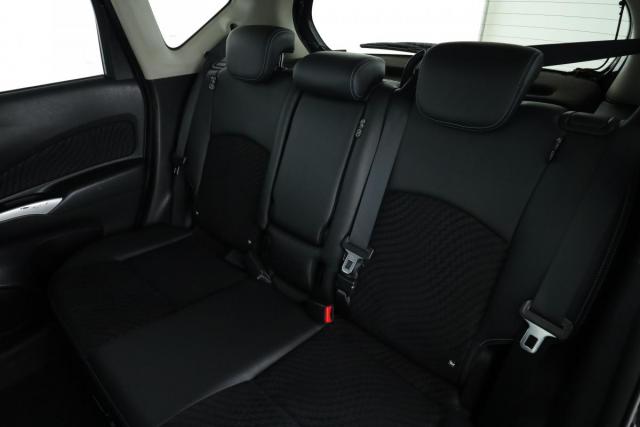 Nissan Note image 1