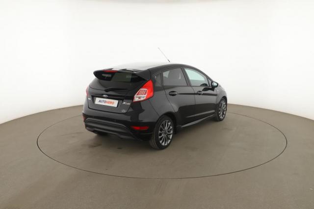 Ford Fiesta image 4