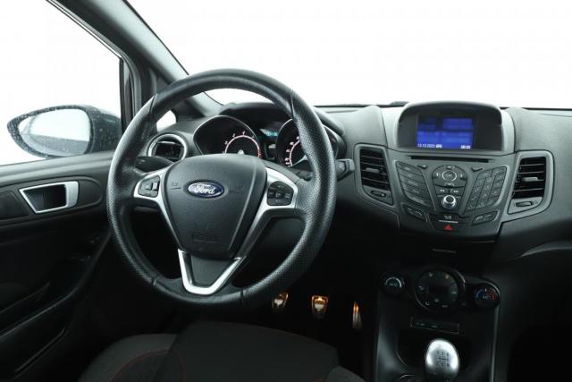 Ford Fiesta image 2