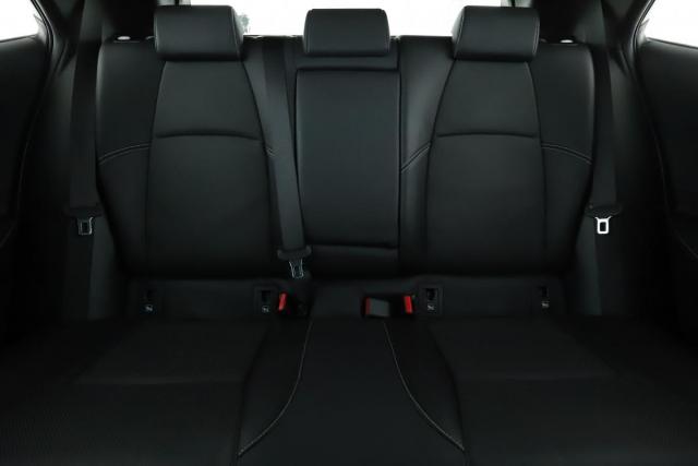 Toyota Corolla image 8