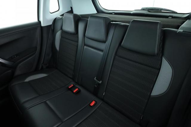 Peugeot 2008 image 7