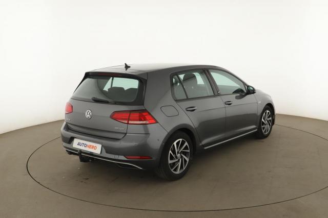 Volkswagen Golf image 7
