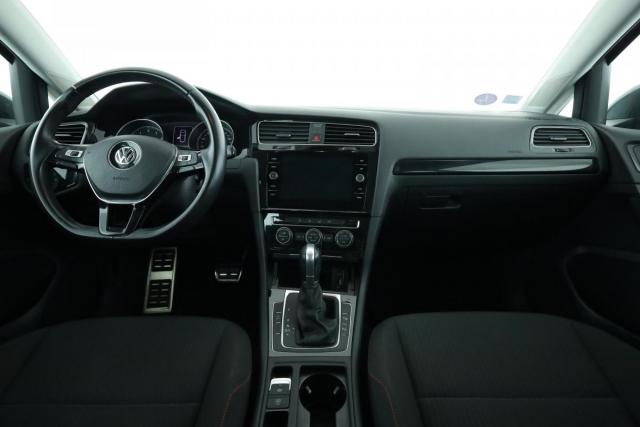 Volkswagen Golf image 2