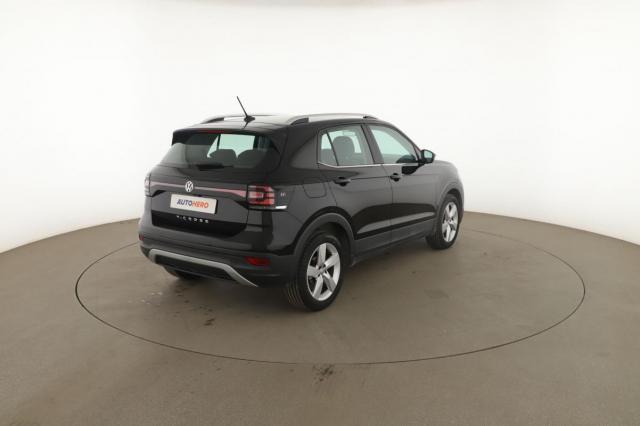 Volkswagen T-Cross image 2