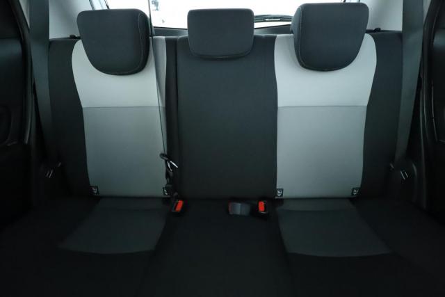 Toyota Yaris image 3