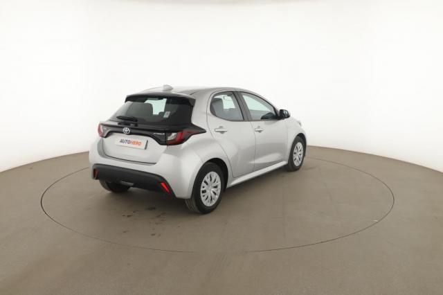 Toyota Yaris image 3
