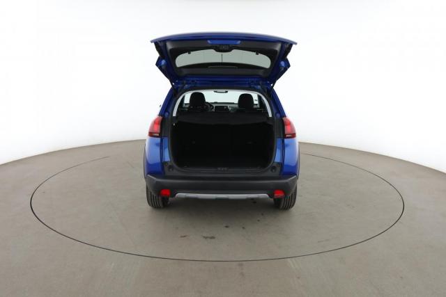 Peugeot 2008 image 9