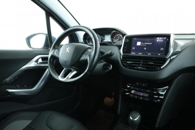 Peugeot 2008 image 6