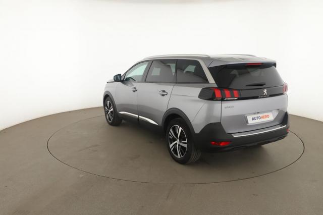 Peugeot 5008 image 4