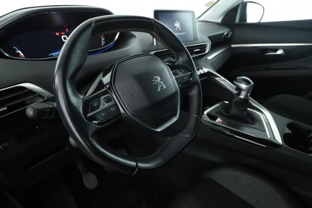 Peugeot 3008 image 9