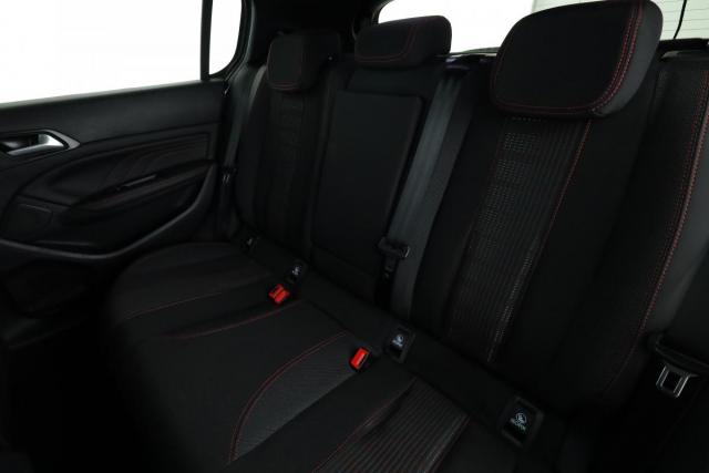 Peugeot 308 image 8