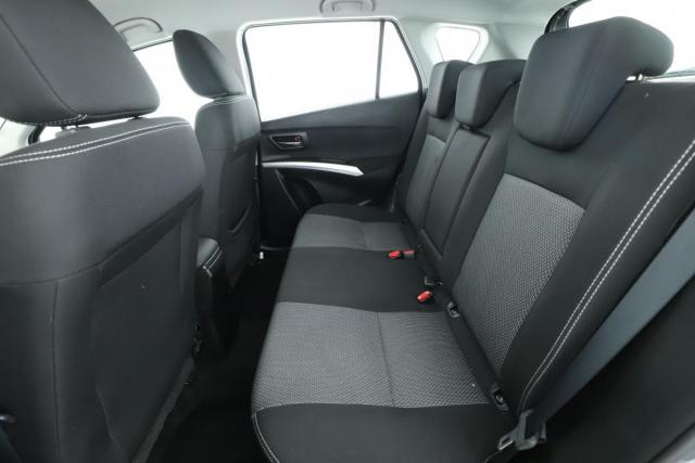 Suzuki Sx4 S-Cross image 8